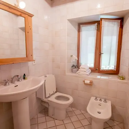 5br 300m From Center 度假居