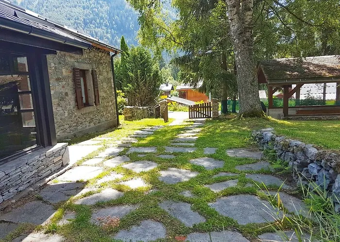 Semesterbostad 5br 300m From Center