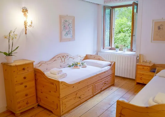 5br 300m From Center Semesterbostad *