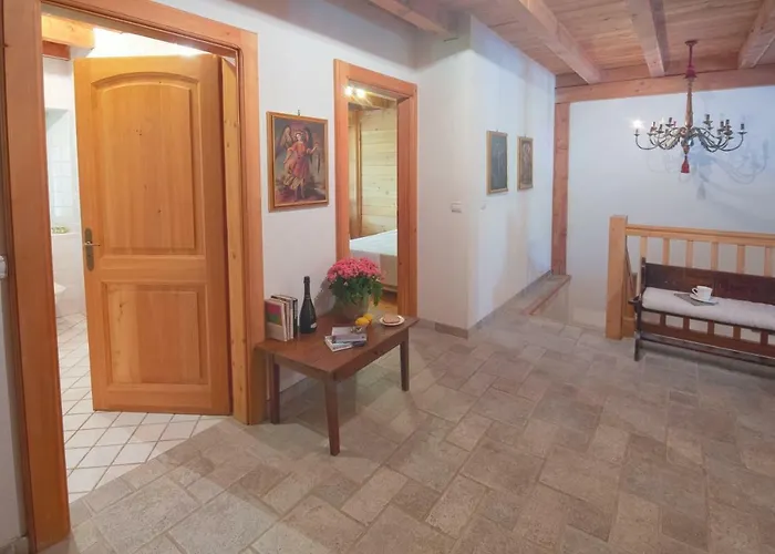 5br 300m From Center 霞慕尼